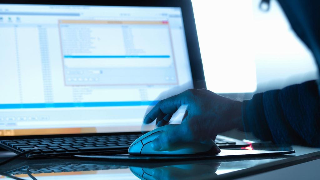 Häiriöt aiheuttivat ongelmia muun muassa asiakas- ja potilastietojärjestelmissä. Kuvituskuva.