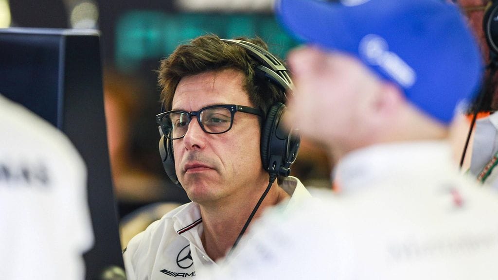 Toto Wolff ei lupaa päätöstä Valtteri Bottaksen kohtalosta ennen Belgian F1-kisaa.