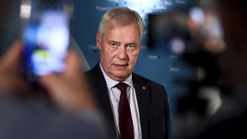 Antti Rinne suurlähettiläspäivillä Helsingissä.