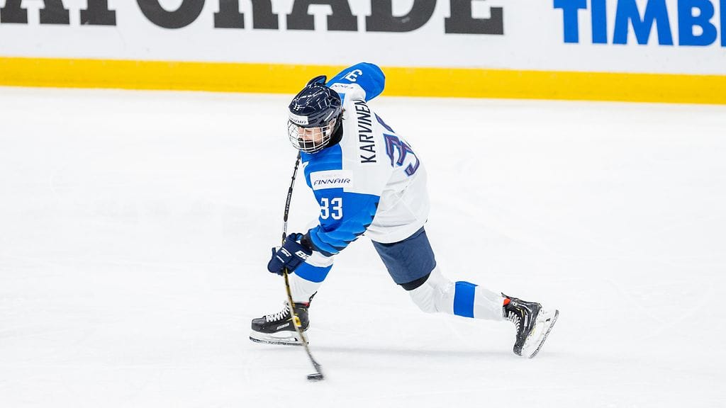 Michelle Karvinen iski ottelun viimeisen maalin Japania vastaan. Arkistokuva.