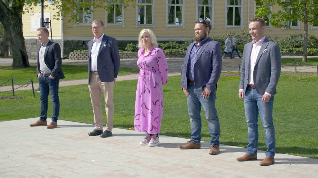 Maajussit joutuivat valitsemaan neljä jatkajaa viiden minuutin treffien perusteella.