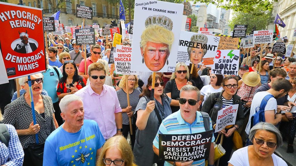 Britannia mielenosoitus (1)