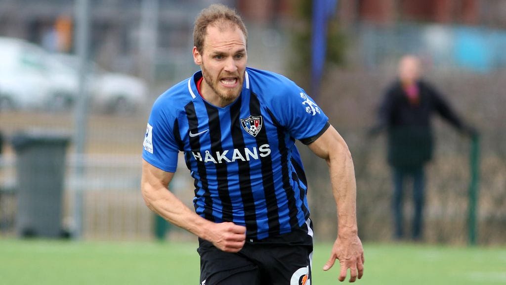 Timo Furuholm iski Interin maalin Ilvestä vastaan.