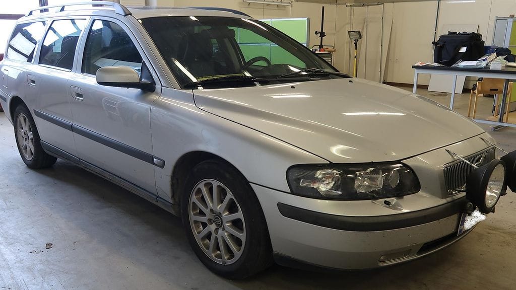 83930_LIITE_3_VolvoV70