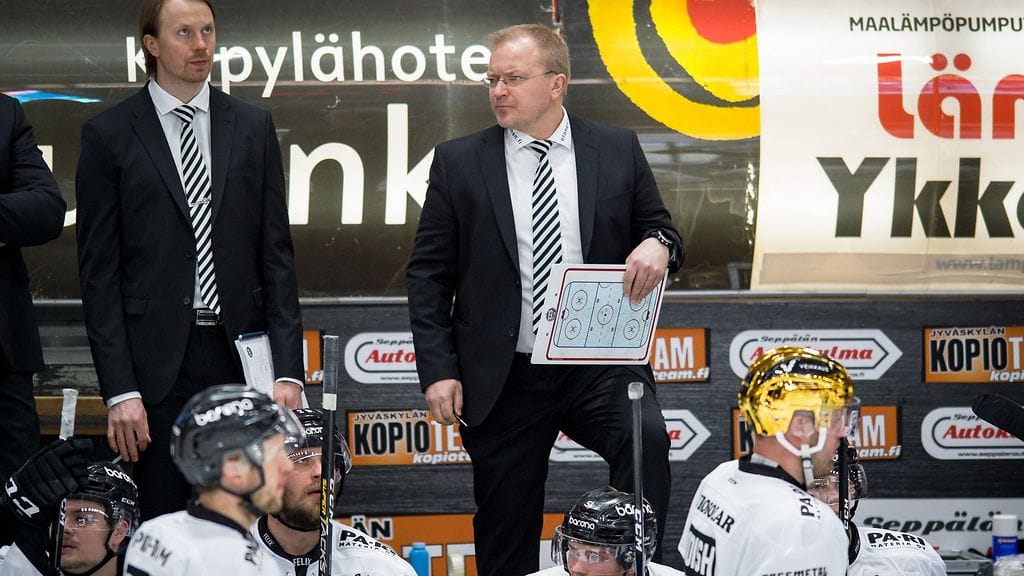 Kalle Kaskinen ja Jonne Virtanen ottivat Iltalehden mukaan lennolla verbaalisesti yhteen.