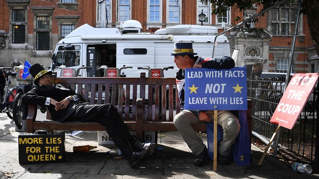 aop brexit protestoija 4.9.