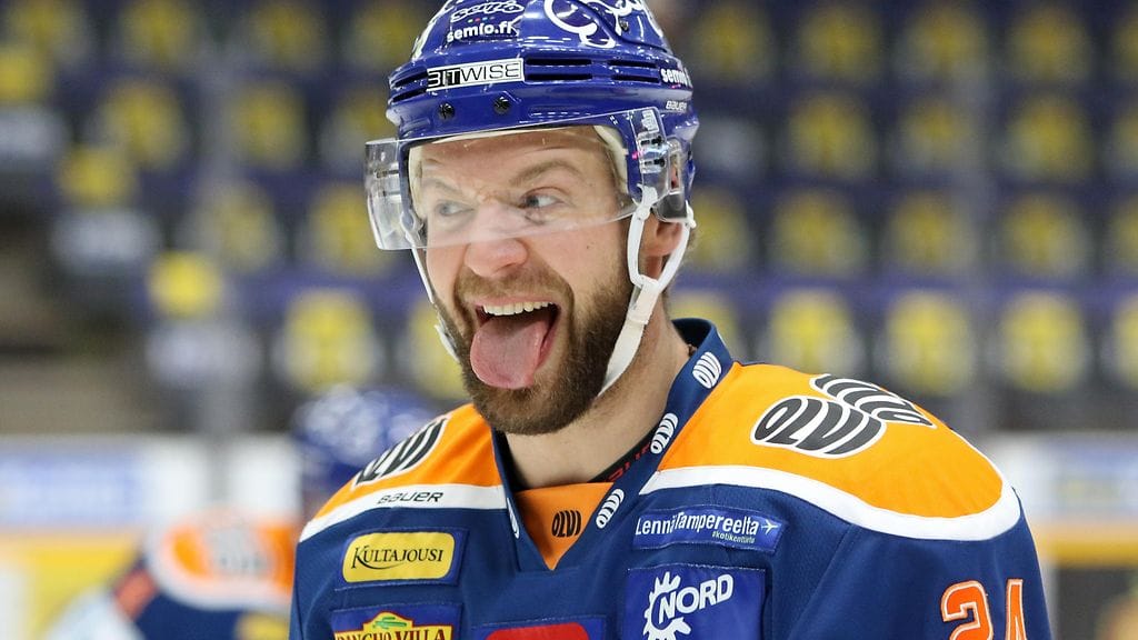 Ben Blood pysyy Tapparassa pitkään.