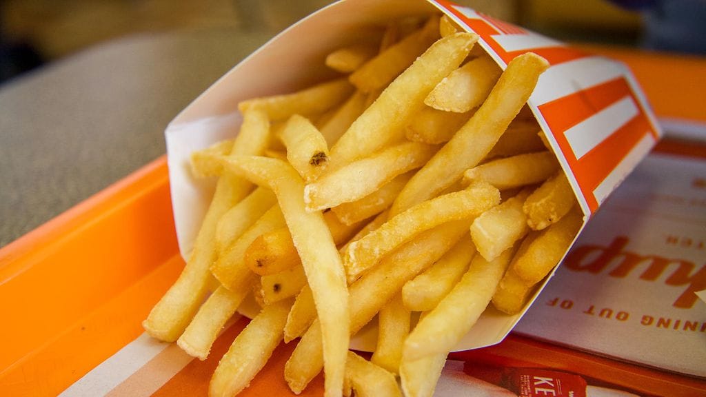 Whataburger-ravintolan ranskalaiset. Whataburger on yksi suosituimmista pikaruokaravintolaketjuista Texasissa.