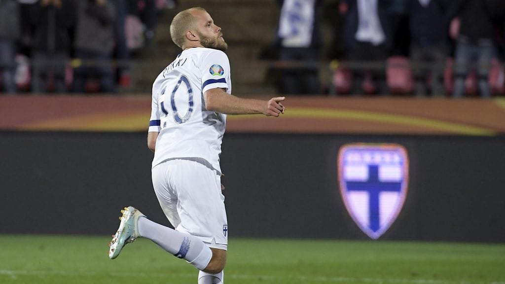 Teemu Pukki ampui Suomen maalin rangaistuspotkusta.