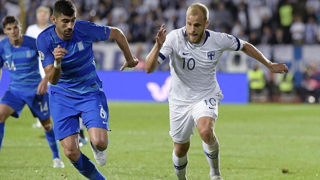 Teemu Pukki oli Kreikalle paha pideltävä.