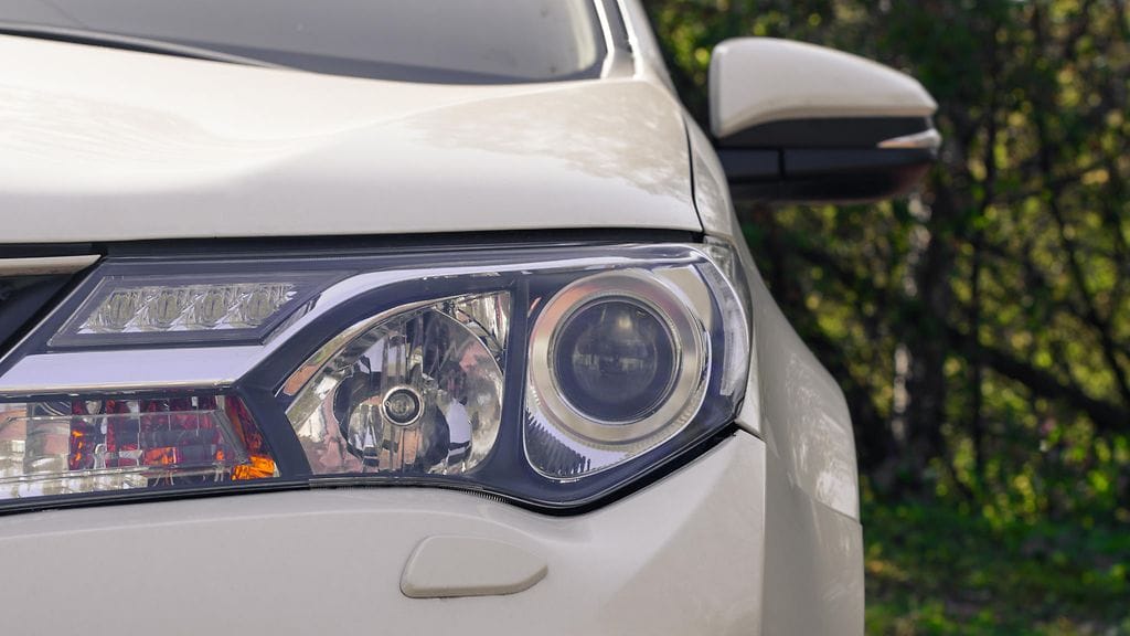 Folksamin selvityksessä turvallisimmaksi automalliksi nousi Toyota RAV4.