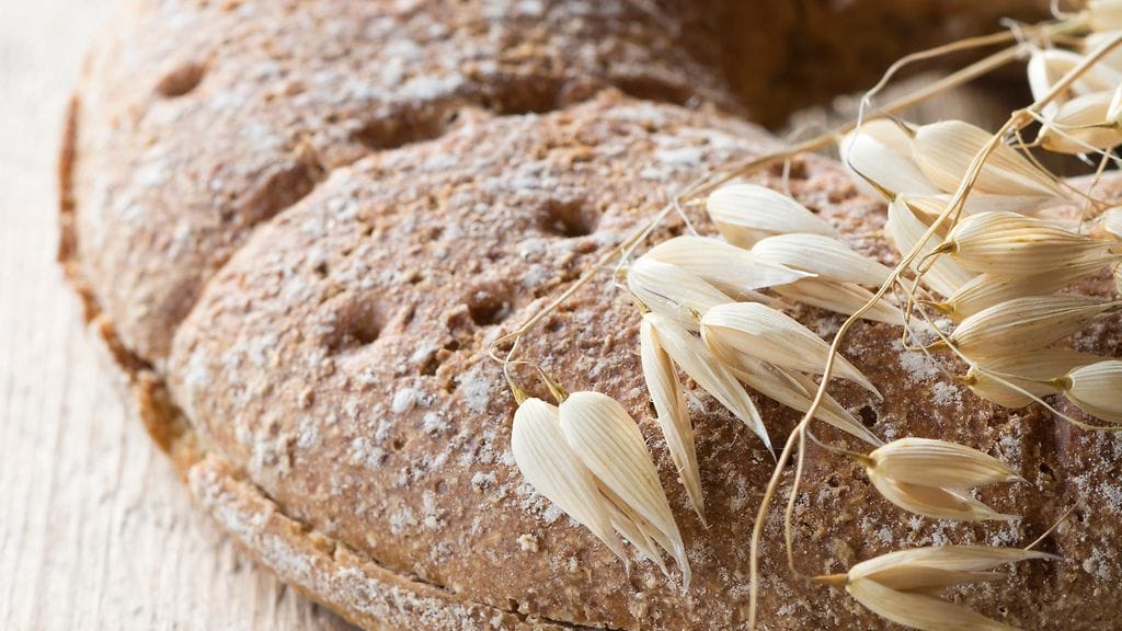 Suomalaiskaupoissa on nykyään hyvä valikoima erilaisia kauraleipiä.
