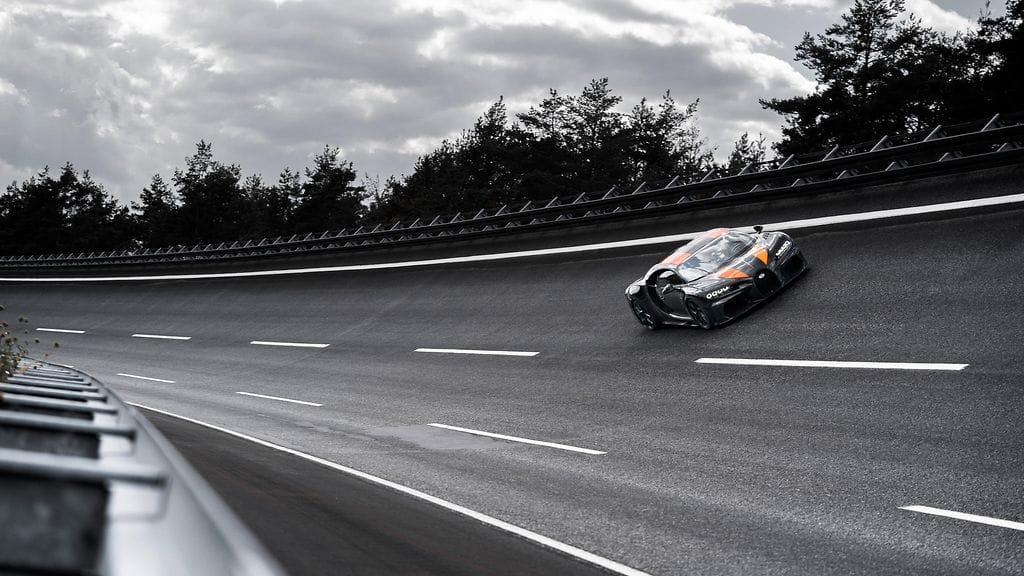 Bugatti Chiron Ehra-Lessienissä.