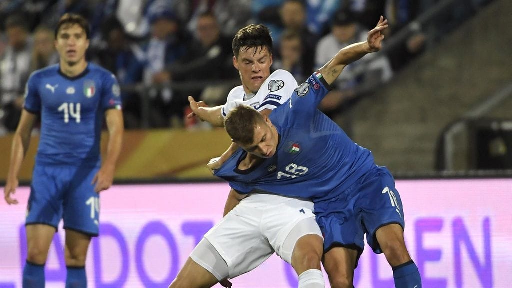 Huuhkajien Sauli Väisänen latasi kovaa kritiikkiä kohutilanteesta.