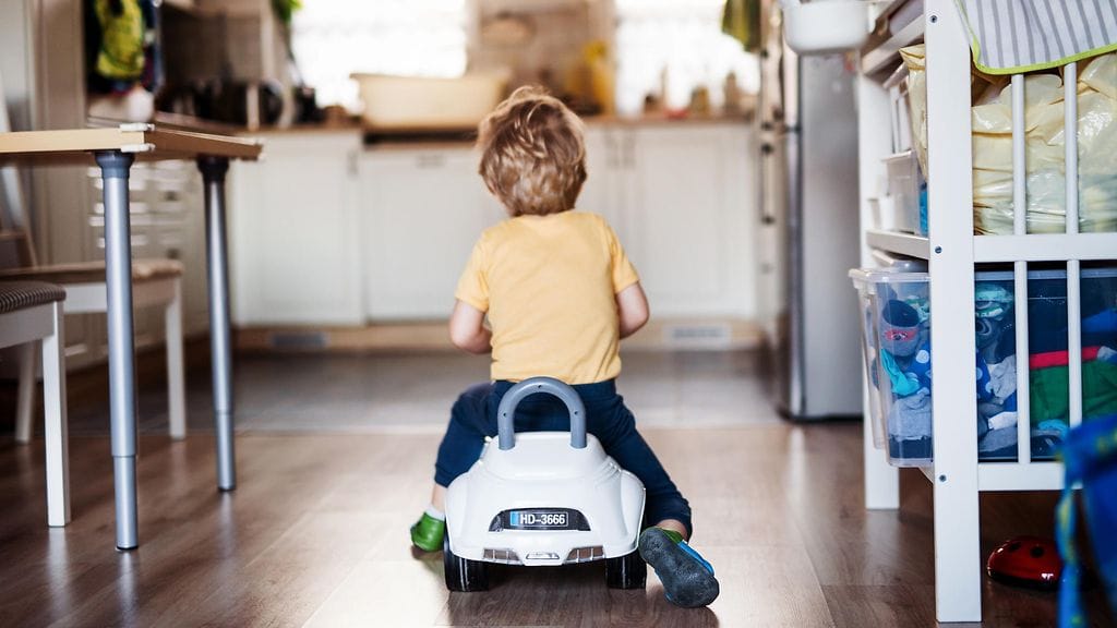 JR Stormentin teksti on erilainen: sureva mies halusi jakaa työverkostoitumiseen tarkoitetulla alustalla tekstin, jolla kertoo katuvansa sitoutumistaan työhön. Mies otsikoi tekstinsä "on jo myöhäisempää kuin luulet".