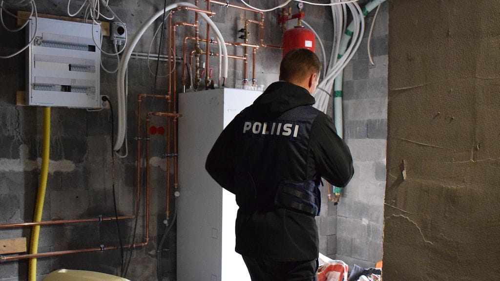 Porvoossa tehtyihin etsintöihin osallistui suuri määrä poliiseja. Kuva: Poliisi