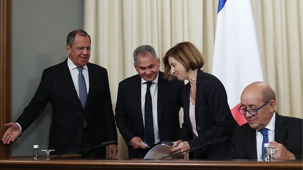 Venäjän ulkoministeri Sergei Lavrov, Venäjän puolustusministeri Sergei Shoigu, Ranskan puolustusministeri Florence Parly ja Ranskan ulkoministeri Jean-Yves Le Drian
