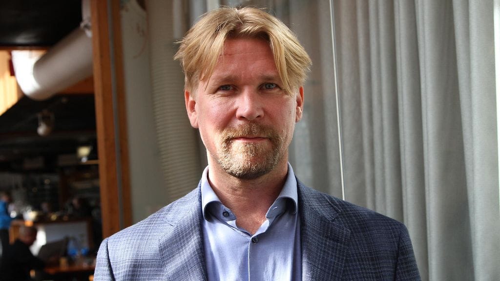 Matti Ristinen tutustui Kari Tapioon lehtijuttujen ja kotivideoiden kautta.