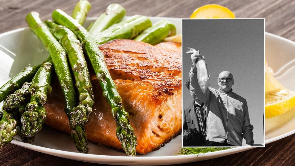 Kekkonen ja kalasaalis Venäjällä vuonna 1977.