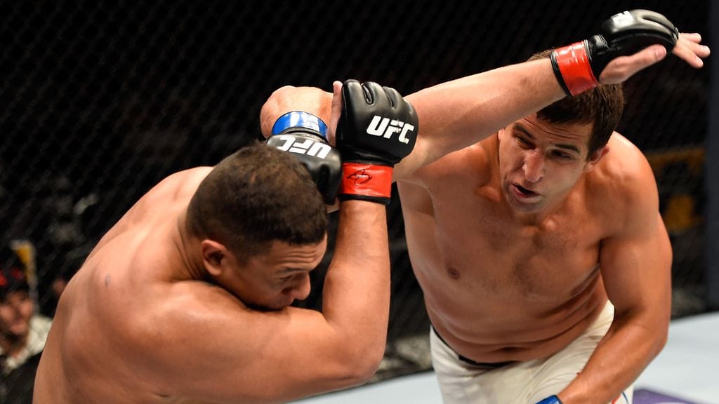 Dmitri Smoljakov (oik.) on jäänyt kiinni dopingista.