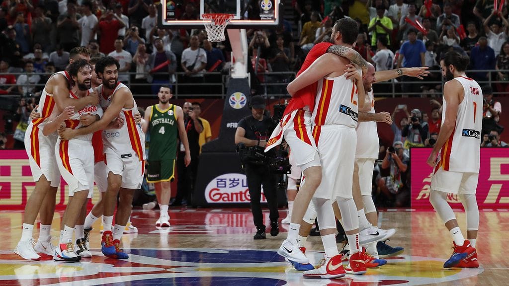 Espanja juhli MM-kisojen välierässä Australian kustannuksella.