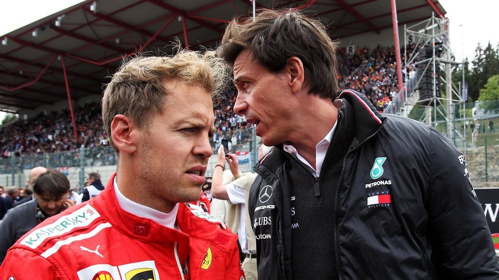 Toto Wolff luottaa Sebastian Vettelin nousuun.