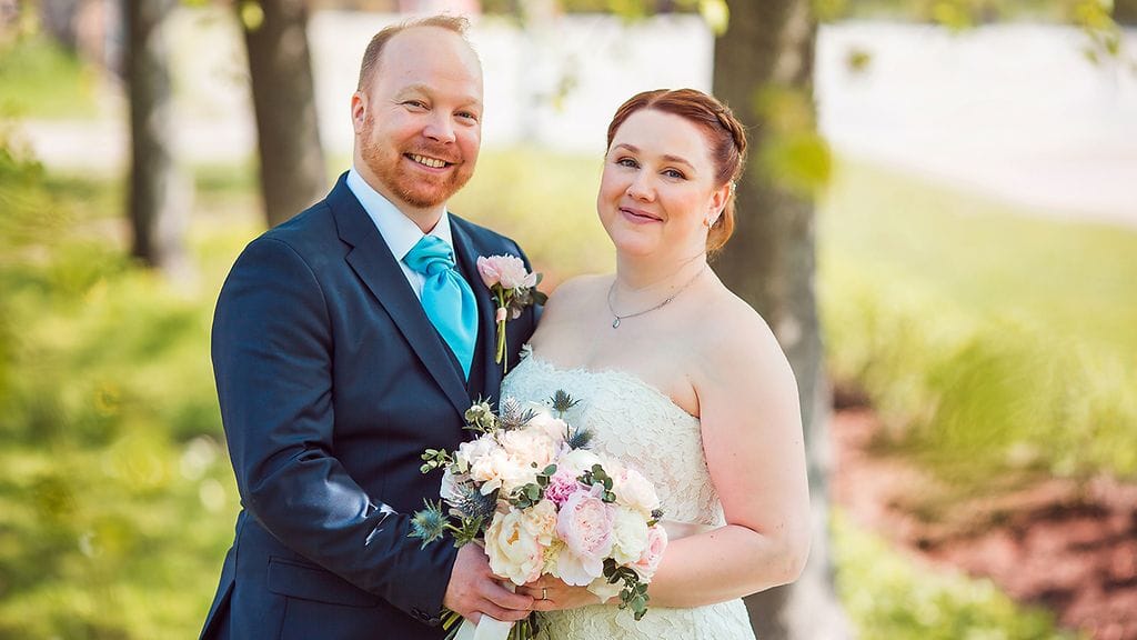 Ensitreffit alttarilla 6 Anniina ja Ville