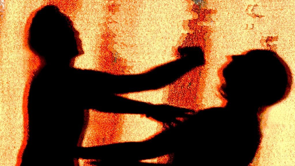 Naiset kokevat Tilastokeskuksen mukaan väkivallalla uhkailua nykyiseltä tai entiseltä kumppanilta useammin kuin muilta.