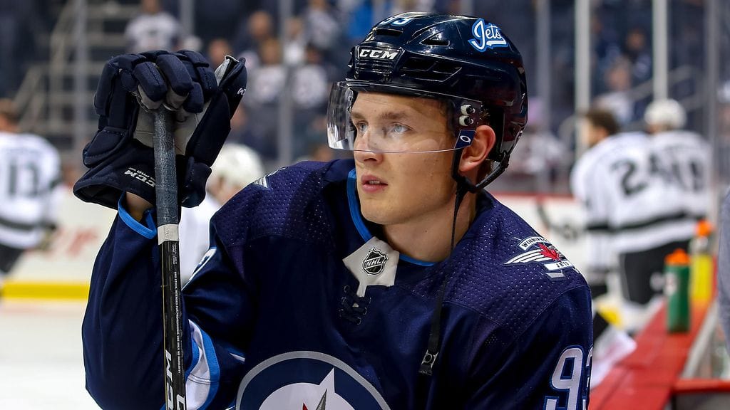 Kristian Vesalainen yrittää napata paikkaa Winnipeg Jetsin NHL-miehistöstä.