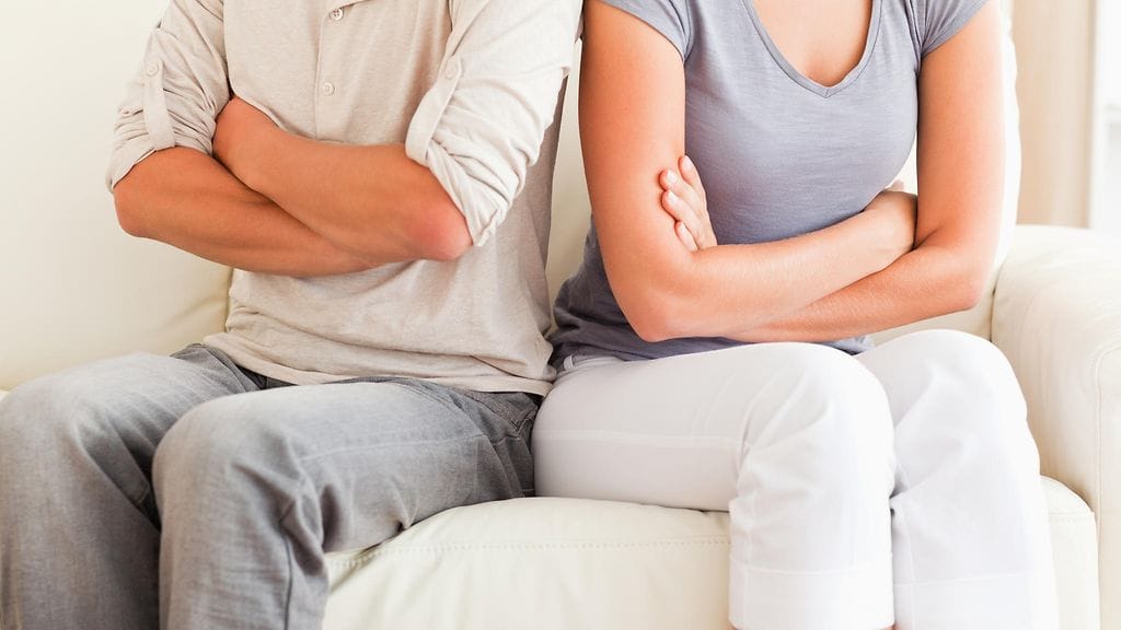 Pitkissä parisuhteissa ei voi välttyä riidoilta, mutta riidanaiheiden valitseminen voi olla avioliiton kannalta hyvin tärkeää. Kuvituskuva.