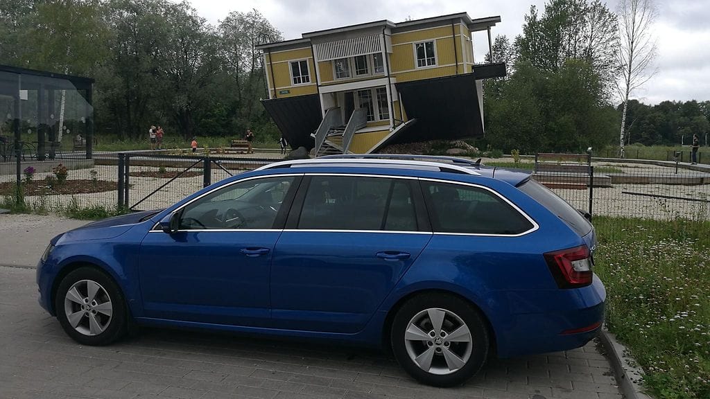 pysäköinti autoliitto