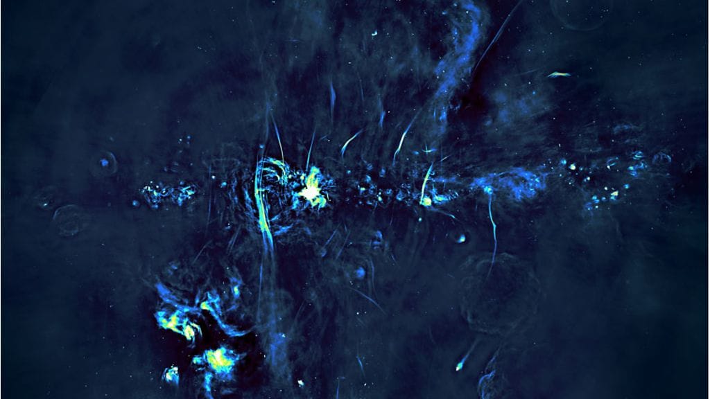 Onhan se upea: Linnunradasta havaittiin MeerKAT-radioteleskoopilla jäänteitä räjähdyksestä.