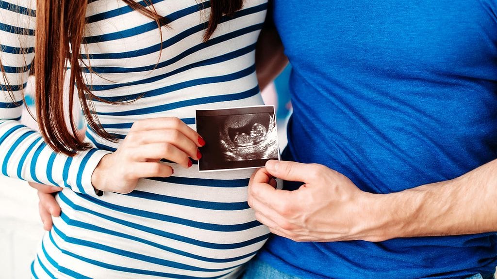 Vauvan amfetamiinialtistus selvisi normaaleissa raskauden aikaisissa tutkimuksissa. Kuvituskuva.