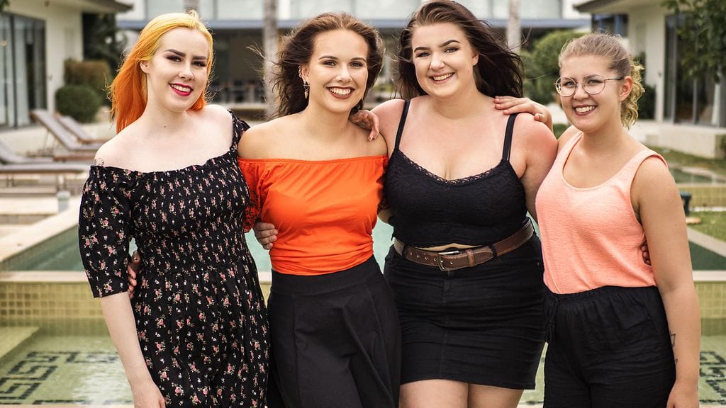 Josefin (toinen vasemmalta) oli mukana Temppareiden kuudennella kaudella yhdessä Marin, Viivin ja Even kanssa.