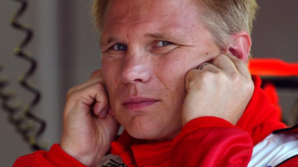 Mika Salon korvat kokivat kovia onnettomuudessa armeija-aikoina.