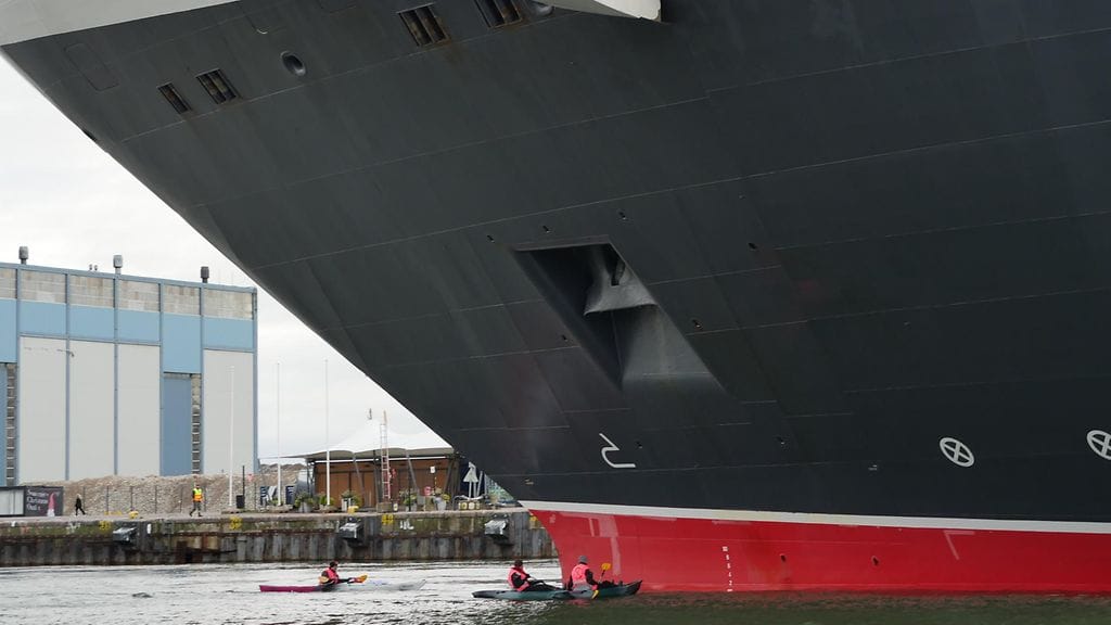 Elokapina aktivistit Hernesaari Queen Elizabeth 25.9.2019 4