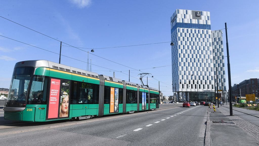 Helsingin Jätkäsaaressa on kärsitty viime aikoina ruuhkaongelmista. Kuva vuodelta 2017.