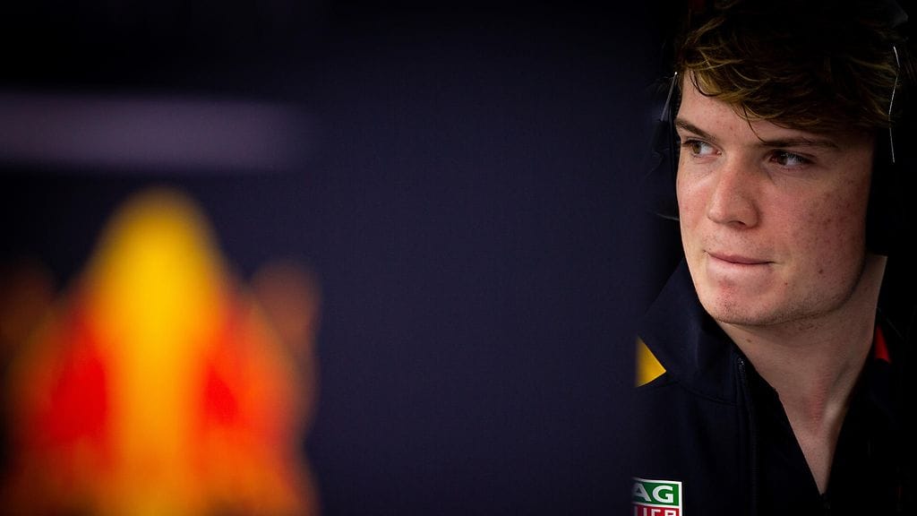 Dan Ticktum sai kenkää Red Bullin nuorten kuljettajien ohjelmasta.
