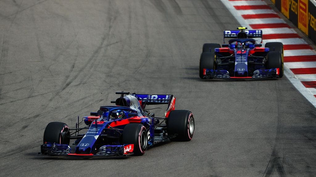 Toro Rossojen nimi on vaihtumassa Alpha Tauriksi.