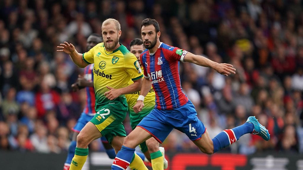 Teemu Pukki oli pirteällä pelipäällä avauspuoliajalla Crystal Palacea vastaan.