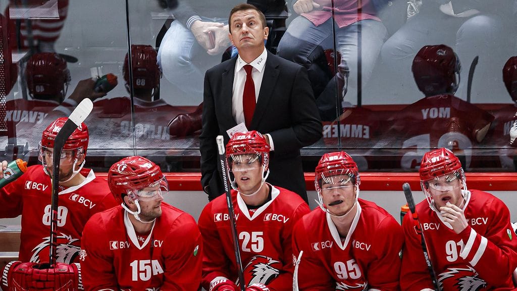 Ville Peltosen valmentama Lausanne yllätti Philadelphia Flyersin NHL-ryhmän.