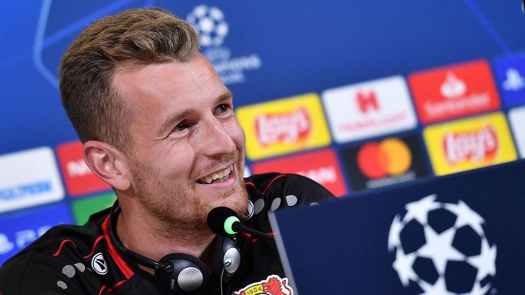 Lukas Hradecky haluaa paikata Mestarien liigan avauskierroksen virheen.