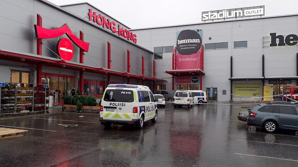 uopiossa kauppakeskus Hermannissa, Savon ammattiopiston tiloissa, tapahtui väkivallanteko tiistaina 1. lokakuuta 2019.