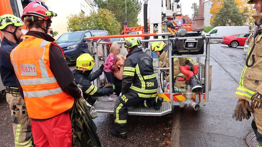 ohrakuja 2 vantaa parveke pelastus