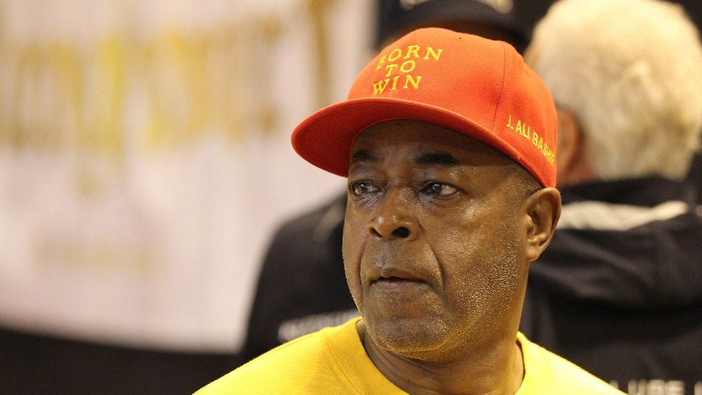 James Bashir Ali tyrmättiin mestaruusottelun punnituksessa.