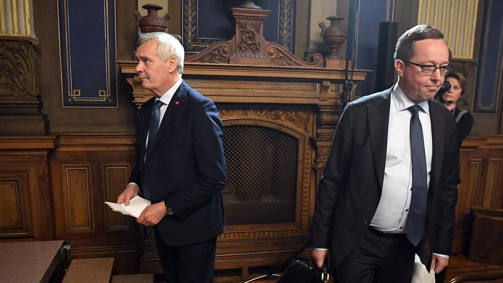 Valtiovarainministeri Mika Lintilä (kesk.) kommentoi elokuun lopulla, että Suomen kasvuluvut saattavat pian alkaa nollalla.