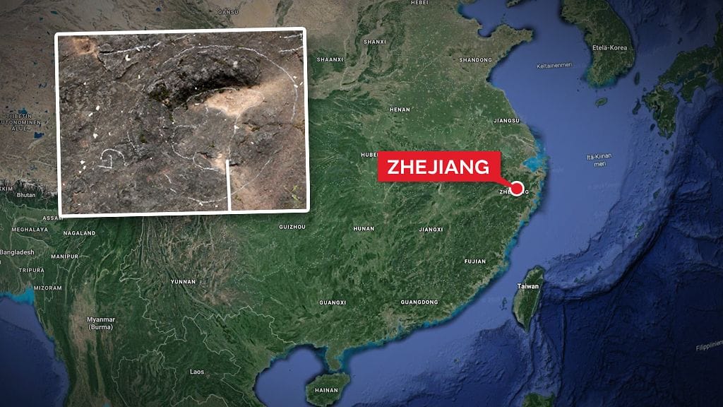 Kiina-dinosauruksen-jalanjalki