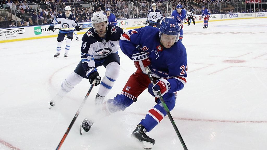 Kaapo Kakko pelasi Winnipeg Jetsiä vastaan 15 ja puoli minuuttia.