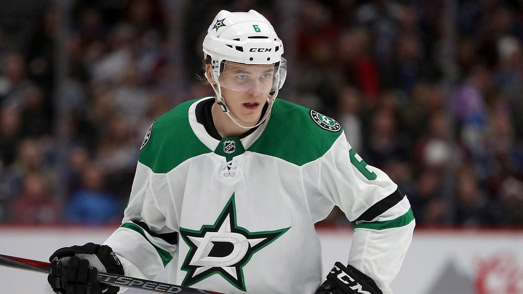 Julius Honka on viimeiset vuodet taistellut pelipaikasta Dallas Starsissa.