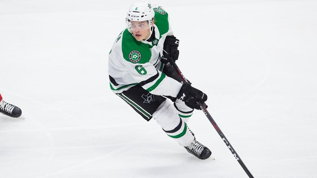 Julius Honka pelasi viime kausina Dallas Starsissa.